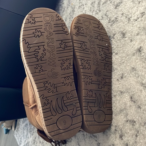 brown bearpaw boots/ fake uggs - Picture 5 of 5